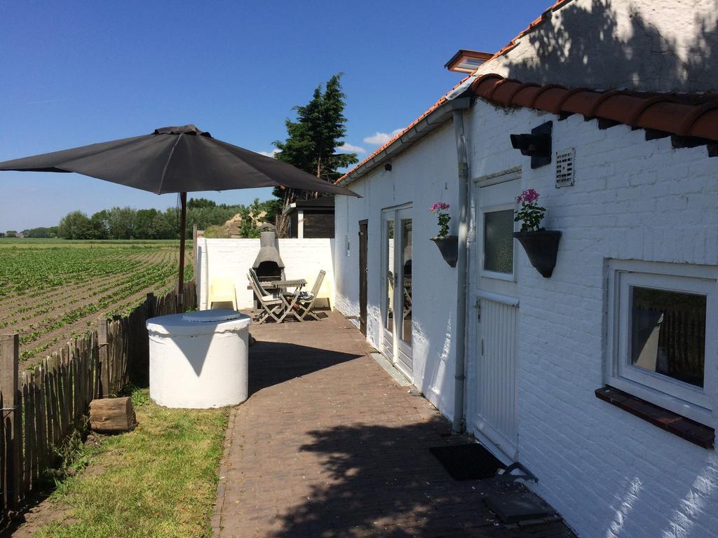 Farmhouse Near Beach Kloosterzande Εξωτερικό φωτογραφία